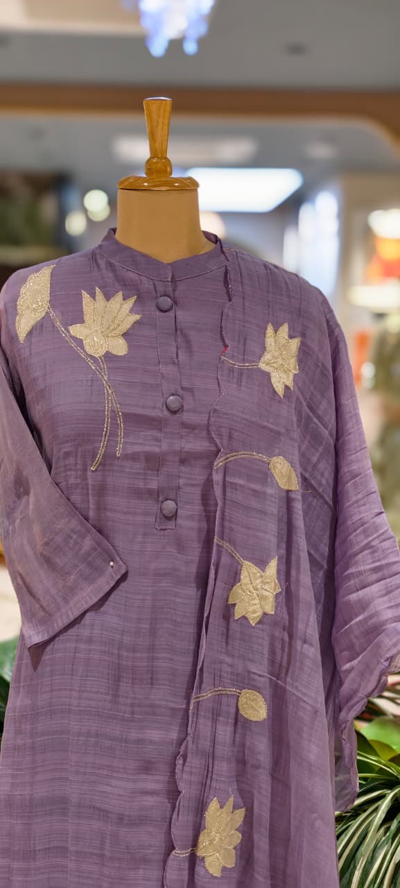 Solid Surat Mul-Chanderi Flral Applique Full Suit Set With Dupatta