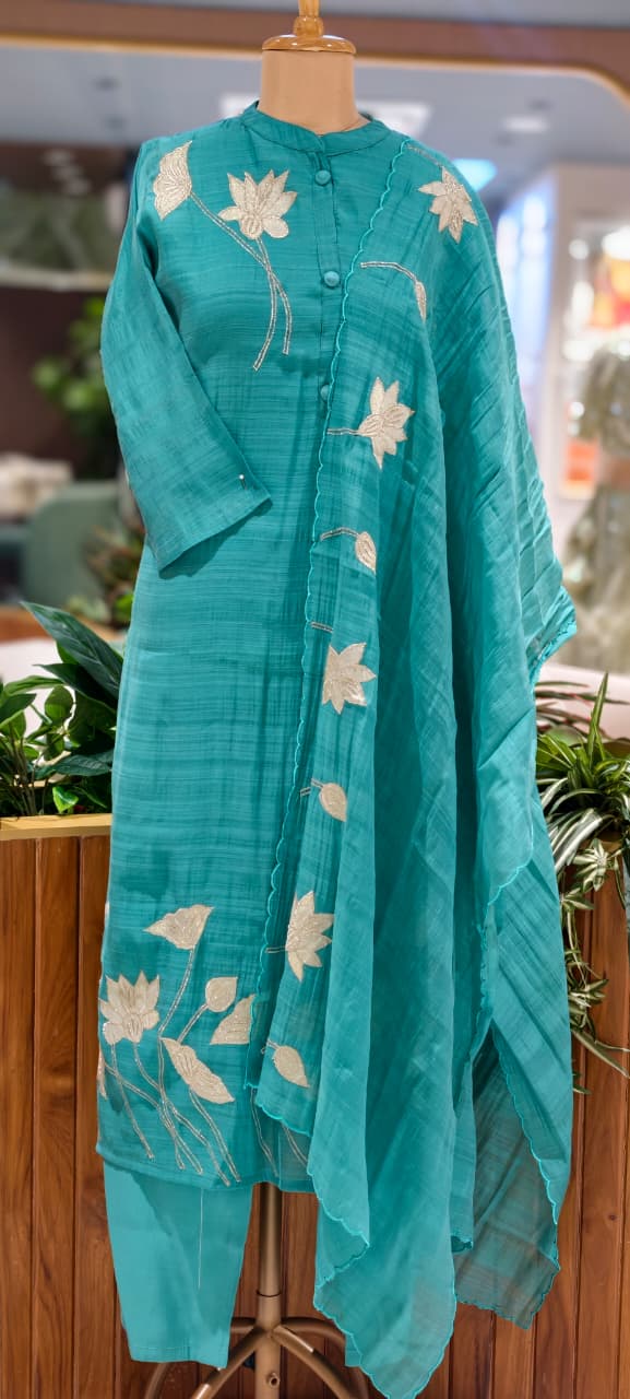Solid Surat Mul-Chanderi Flral Applique Full Suit Set With Dupatta