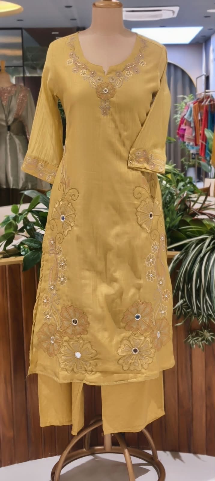 Intricate Embroidered Elegance Surat Mul-Chanderi Straight Full Suit Set With Dupatta- 16085