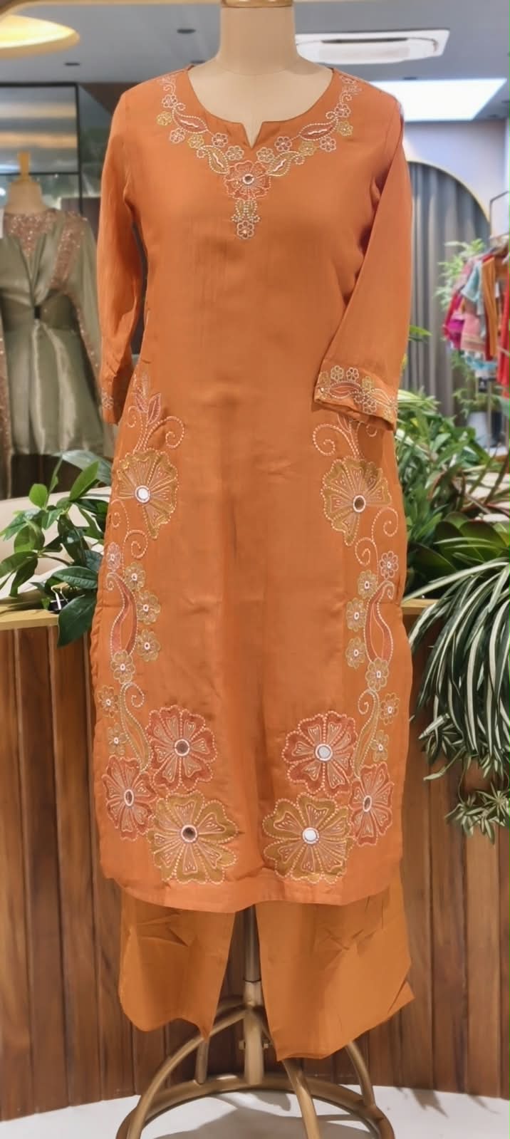 Intricate Embroidered Elegance Surat Mul-Chanderi Straight Full Suit Set With Dupatta- 16085