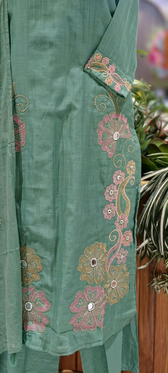Intricate Embroidered Elegance Surat Mul-Chanderi Straight Full Suit Set With Dupatta- 16085