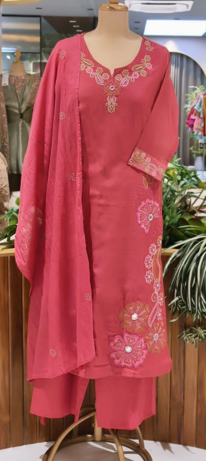 Intricate Embroidered Elegance Surat Mul-Chanderi Straight Full Suit Set With Dupatta- 16085